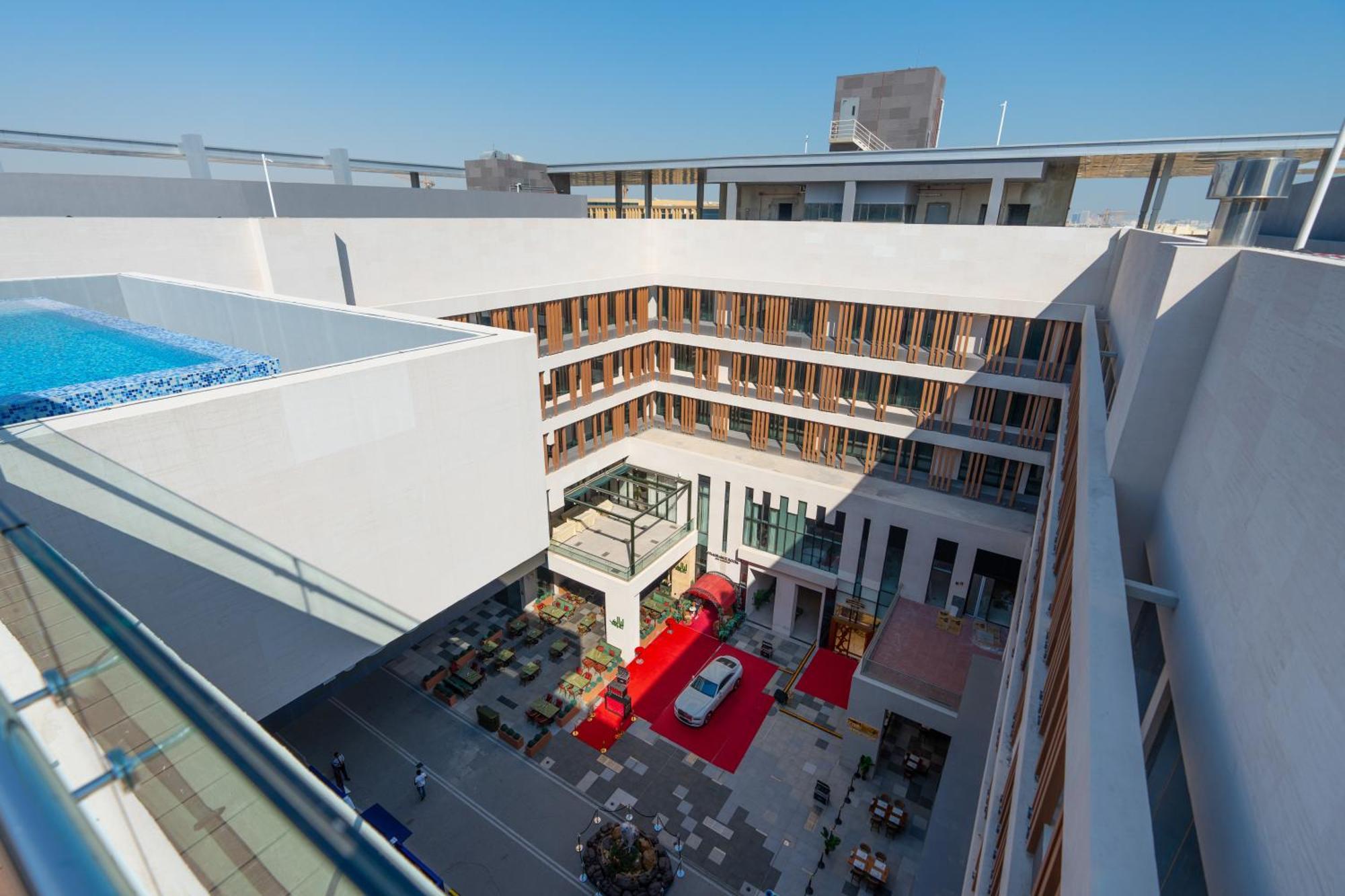 West Walk Retaj Hotel Al Rayyan Exterior photo